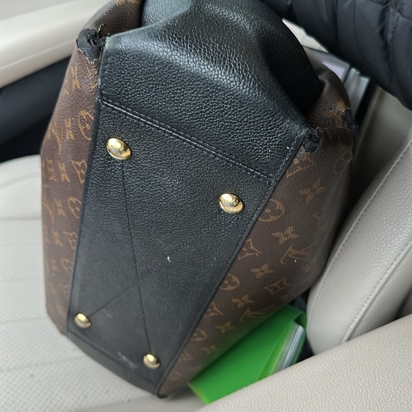 Louis Vuitton Monogram Surene MM black handbag - Picture 15 of 15